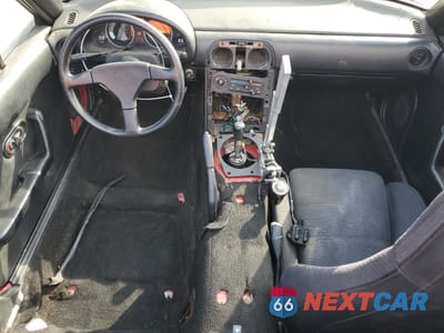 Zdjęcie 8 z 15 samochodu: 1990 MAZDA MX-5 MIATA VIN:JM1NA3512L0126645 - miniatura