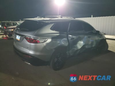 Trzecie zdjęcie samochodu z tyłu: 2023 BUICK ENCLAVE ESSENCE VIN:5GAEVAKW2PJ228909 - miniatura