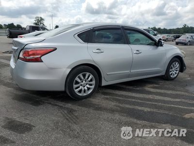 Trzecie zdjęcie samochodu z tyłu: 2015 NISSAN ALTIMA 2.5 VIN:1N4AL3AP7FN311273 - miniatura