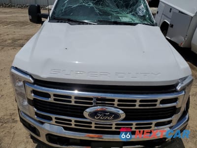 Zdjęcie 7 z 10 samochodu: 2024 FORD F450 SUPER DUTY VIN:1FD0W4HT3REF86208 - miniatura