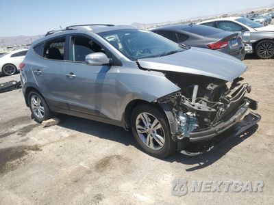 Czwarte zdjęcie samochodu z boku: 2013 HYUNDAI TUCSON GLS VIN:KM8JU3AC9DU713671 - miniatura