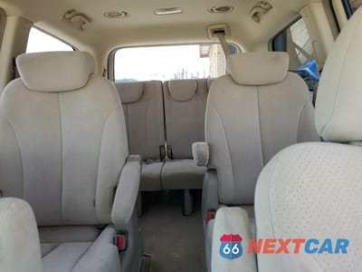 Zdjęcie 10 z 15 samochodu: 2007 HYUNDAI ENTOURAGE GLS VIN:KNDMC233876013872 - miniatura