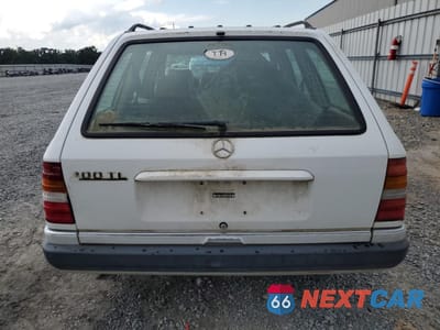 Zdjęcie 6 z 12 samochodu: 1992 MERCEDES-BENZ 300 TE VIN:WDBEA90D5NF207500 - miniatura