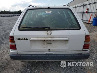 Zdjęcie 6 z 12 samochodu: 1992 MERCEDES-BENZ 300 TE VIN:WDBEA90D5NF207500 - miniatura