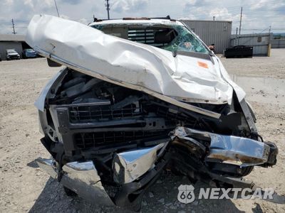 Piąte zdjęcie samochodu w środku: 2010 CHEVROLET SILVERADO C3500 VIN:1GB8CZBK9AZ254997 - miniatura