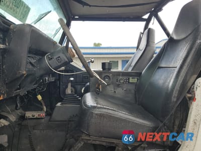 Zdjęcie 7 z 12 samochodu: 1993 JEEP WRANGLER / YJ VIN:1J4FY29P9PP260732 - miniatura