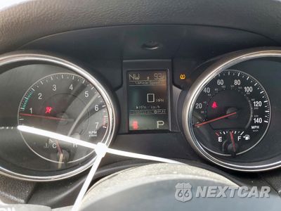 Zdjęcie 9 z 12 samochodu: 2013 JEEP GRAND CHEROKEE LAREDO VIN:1C4RJFAGXDC532332 - miniatura