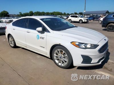 Czwarte zdjęcie samochodu z boku: 2019 FORD FUSION SE VIN:3FA6P0LU9KR124894 - miniatura