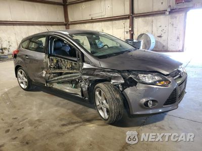 Czwarte zdjęcie samochodu z boku: 2013 FORD FOCUS TITANIUM VIN:1FADP3N24DL156545 - miniatura