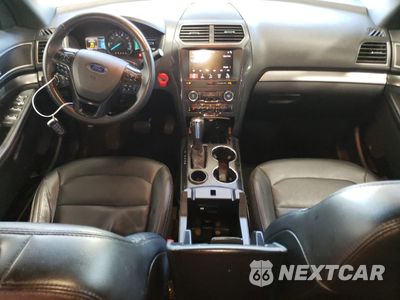 Zdjęcie 8 z 17 samochodu: 2018 FORD EXPLORER XLT VIN:1FM5K7D84JGA18661 - miniatura