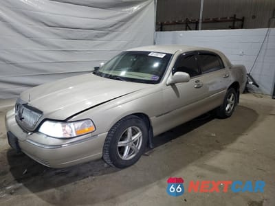 2008 LINCOLN TOWN CAR SIGNATURE LIMITED 2LNHM82W48X649915 - główne zdjęcie licytacji z USA - miniatura