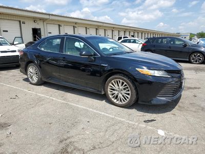 Czwarte zdjęcie samochodu z boku: 2018 TOYOTA CAMRY HYBRID VIN:4T1B21HKXJU500283 - miniatura
