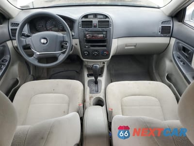 Zdjęcie 8 z 14 samochodu: 2005 KIA SPECTRA LX VIN:KNAFE121555100500 - miniatura