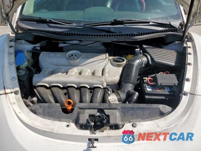 Zdjęcie 11 z 12 samochodu: 2010 VOLKSWAGEN NEW BEETLE VIN:3VWPG3AGXAM010554 - miniatura