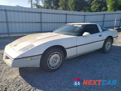 1984 CHEVROLET CORVETTE 1G1AY0785E5111879 - główne zdjęcie licytacji z USA - miniatura