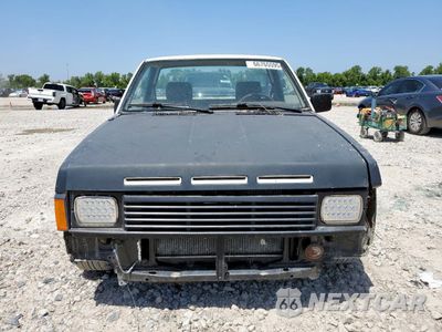Piąte zdjęcie samochodu w środku: 1986 NISSAN D21 SHORT BED VIN:JN6ND11S6GW041267 - miniatura