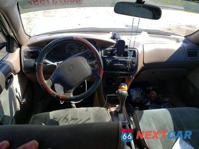 Zdjęcie 8 z 12 samochodu: 1996 TOYOTA COROLLA VIN:1NXBA02E4TZ370245 - miniatura