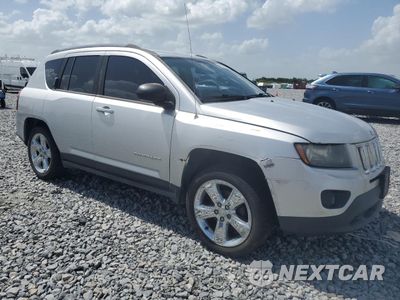 Czwarte zdjęcie samochodu z boku: 2014 JEEP COMPASS LATITUDE VIN:1C4NJDEB8ED623757 - miniatura