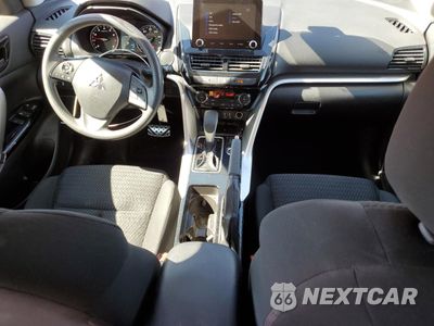 Zdjęcie 8 z 16 samochodu: 2022 MITSUBISHI ECLIPSE CROSS LE VIN:JA4ATVAA4NZ014531 - miniatura