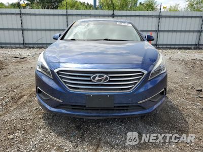 Piąte zdjęcie samochodu w środku: 2017 HYUNDAI SONATA SE VIN:5NPE24AF9HH563508 - miniatura