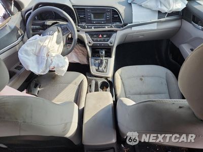 Zdjęcie 8 z 14 samochodu: 2017 HYUNDAI ELANTRA SE VIN:5NPD74LF9HH112315 - miniatura