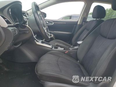 Zdjęcie 7 z 12 samochodu: 2018 NISSAN SENTRA S VIN:3N1AB7AP2JL634324 - miniatura