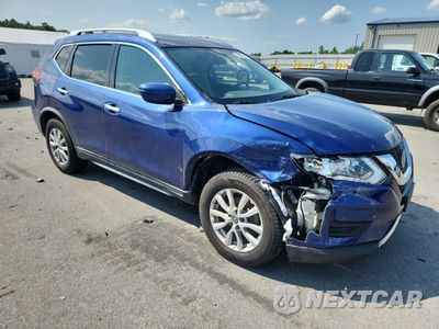 Czwarte zdjęcie samochodu z boku: 2018 NISSAN ROGUE S VIN:KNMAT2MV7JP549278 - miniatura