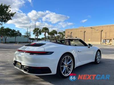 Trzecie zdjęcie samochodu z tyłu: 2021 PORSCHE 911 CARRERA VIN:WP0CA2A91MS239859 - miniatura