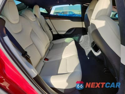 Zdjęcie 10 z 14 samochodu: 2022 TESLA MODEL S VIN:5YJSA1E51NF492742 - miniatura