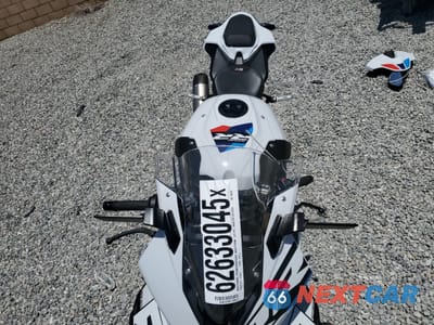 Piąte zdjęcie samochodu w środku: 2024 BMW S 1000 RR VIN:WB10E6307R6K63206 - miniatura