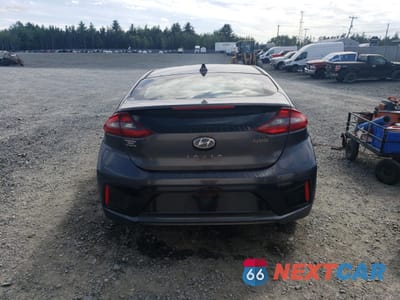 Zdjęcie 6 z 13 samochodu: 2018 HYUNDAI IONIQ LIMITED VIN:KMHC85LC2JU089231 - miniatura
