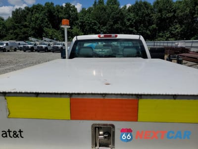 Zdjęcie 10 z 12 samochodu: 2013 CHEVROLET SILVERADO K3500 VIN:1GB3KZCG8DF237301 - miniatura