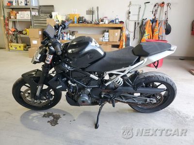 Trzecie zdjęcie samochodu z tyłu: 2016 KTM 390 DUKE VIN:MD2JGJ405GC286219 - miniatura