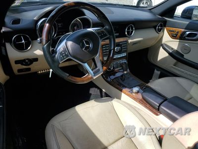 Zdjęcie 8 z 14 samochodu: 2014 MERCEDES-BENZ SLK 350 VIN:WDDPK5HA4EF080464 - miniatura