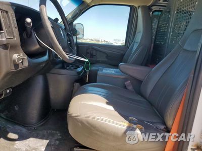 Zdjęcie 7 z 13 samochodu: 2015 CHEVROLET EXPRESS G2500 VIN:1GCWGFCF0F1250270 - miniatura