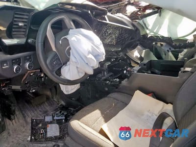 Zdjęcie 8 z 12 samochodu: 2024 GMC SIERRA K1500 ELEVATION VIN:3GTUUCED8RG375999 - miniatura