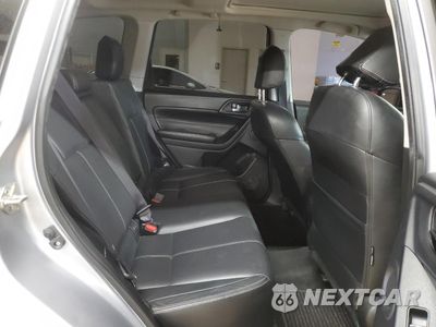Zdjęcie 11 z 15 samochodu: 2017 SUBARU FORESTER 2.5I TOURING VIN:JF2SJATC8HH418712 - miniatura