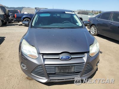 Piąte zdjęcie samochodu w środku: 2014 FORD FOCUS SE VIN:1FADP3K29EL454224 - miniatura