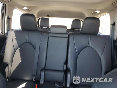 Zdjęcie 10 z 16 samochodu: 2025 TOYOTA GRAND HIGHLANDER LE VIN:5TDAAAB55SS074174 - miniatura