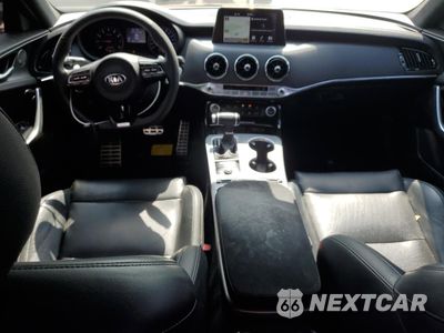 Zdjęcie 8 z 13 samochodu: 2019 KIA STINGER GT VIN:KNAE35LC4K6069240 - miniatura