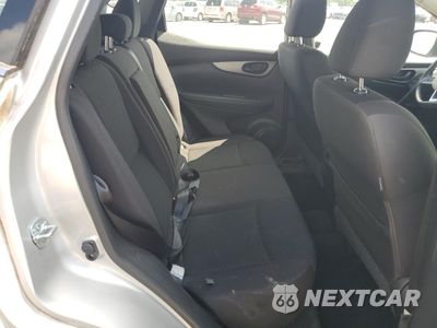 Zdjęcie 10 z 15 samochodu: 2017 NISSAN ROGUE SPORT S VIN:JN1BJ1CP5HW004612 - miniatura