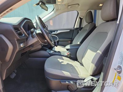 Zdjęcie 7 z 14 samochodu: 2021 FORD ESCAPE SE VIN:1FMCU9G60MUB02859 - miniatura