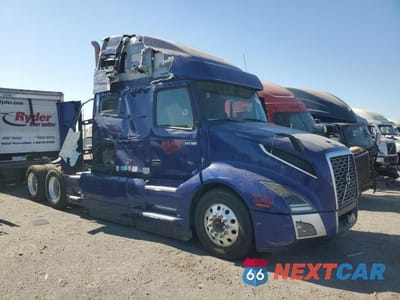 2020 VOLVO VNL 4V4NC9EH3LN237822 - główne zdjęcie licytacji z USA - miniatura