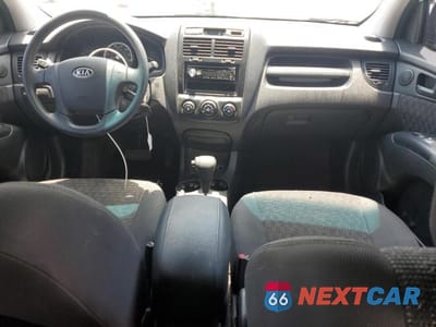Zdjęcie 8 z 12 samochodu: 2007 KIA SPORTAGE LX VIN:KNDJF724X77414691 - miniatura
