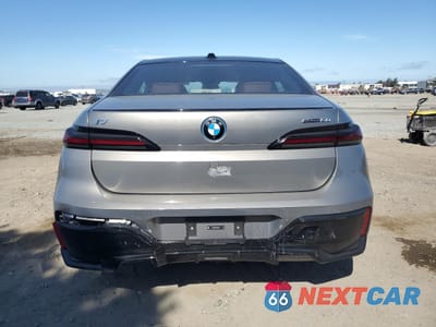 Zdjęcie 6 z 14 samochodu: 2025 BMW I7 EDRIVE50 VIN:WBY43EJ06SCT40029 - miniatura