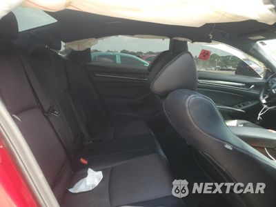 Zdjęcie 10 z 15 samochodu: 2018 HONDA ACCORD SPORT VIN:1HGCV1F32JA160108 - miniatura