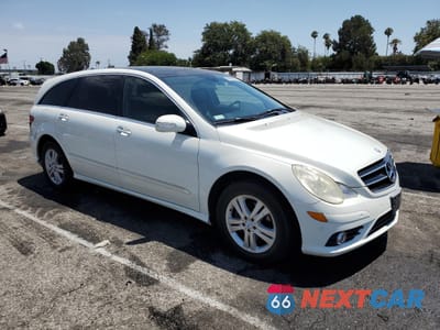 Czwarte zdjęcie samochodu z boku: 2009 MERCEDES-BENZ R 350 4MATIC VIN:4JGCB65E89A091035 - miniatura