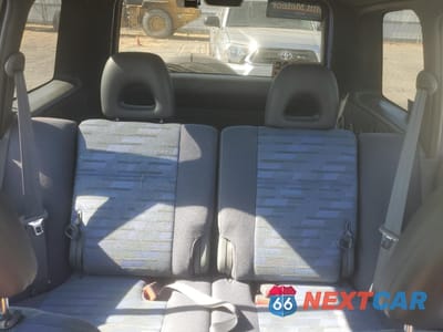 Zdjęcie 10 z 13 samochodu: 1997 TOYOTA RAV4 VIN:JT3HP10V2V7033133 - miniatura