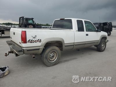 Trzecie zdjęcie samochodu z tyłu: 1998 GMC SIERRA K2500 VIN:1GTGK29J1WE544499 - miniatura
