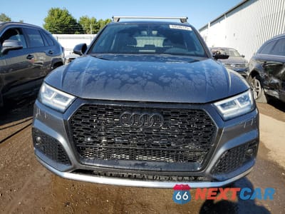 Piąte zdjęcie samochodu w środku: 2018 AUDI SQ5 PRESTIGE VIN:WA1C4AFY0J2103133 - miniatura